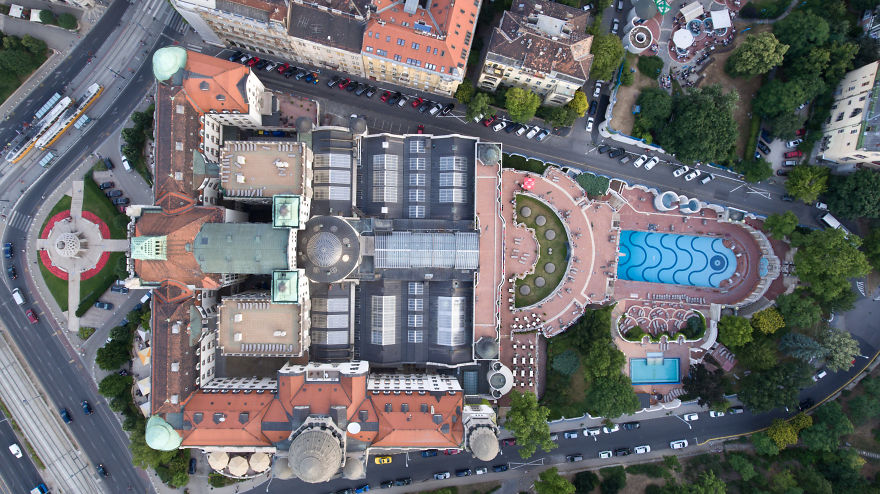 Spectacular-birds-eye-view-of-extraordinary-pools-in-Budapest-Spa-Capital-of-the-World-as-youve-never-seen-it-before-597650cff39ab__880