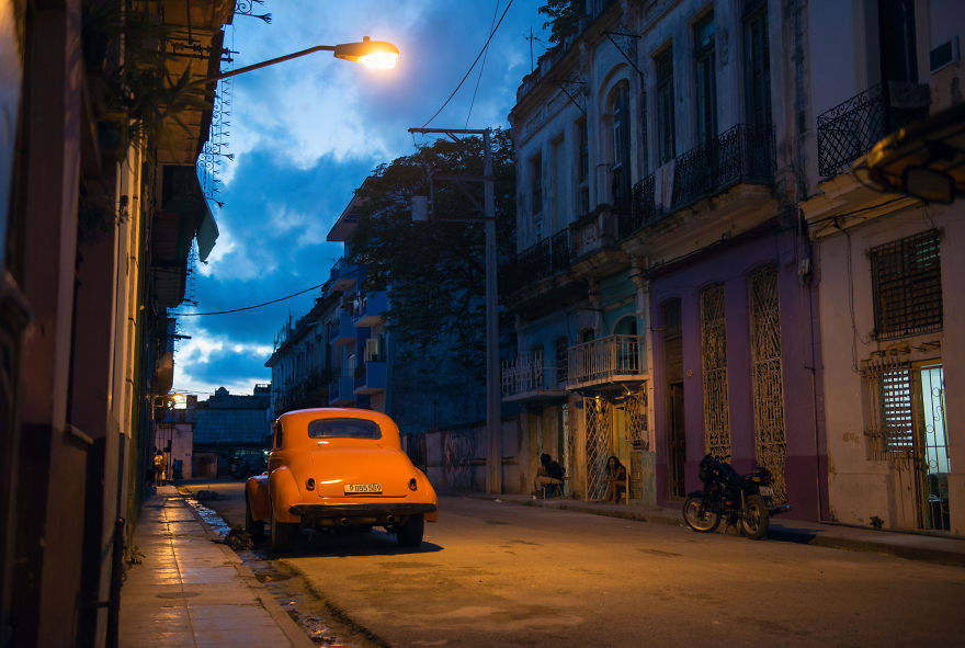 Havana-Evening-5c1b508c7ab94__880