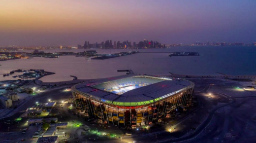 Fenntartható és környezetbarát – Katar szállítókonténerek segítségével építi ezt a gyönyörű, 40 000 férőhelyes leszerelhető stadiont.