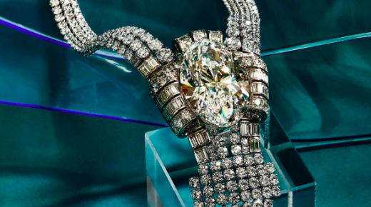 Tiffany’s egy 30 millió dolláros gyémánt és platina nyaklánccal ünnepel